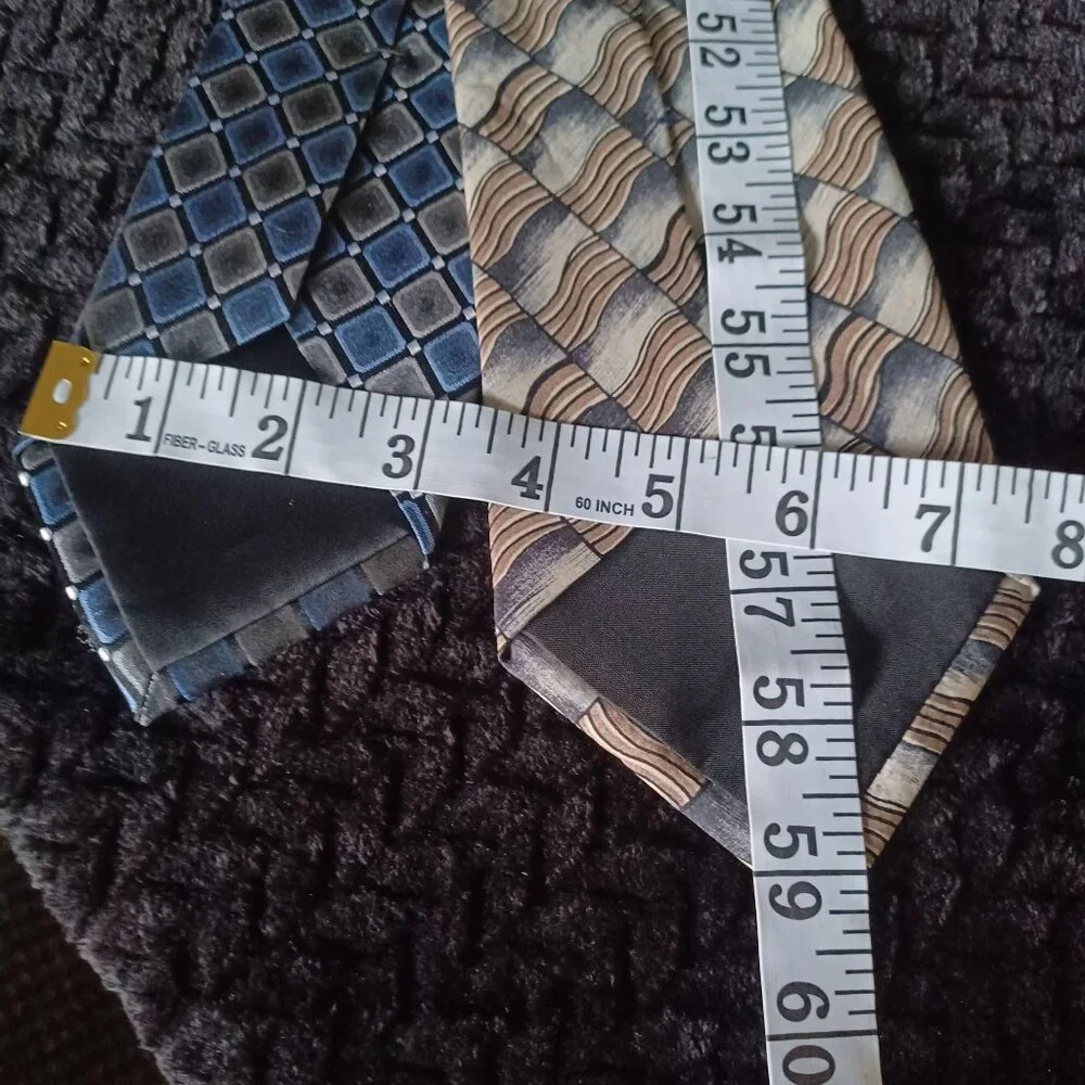 Van Heusen Mens 100% Silk Ties Diamond Geometric & Wave Pattern Blue & Beige